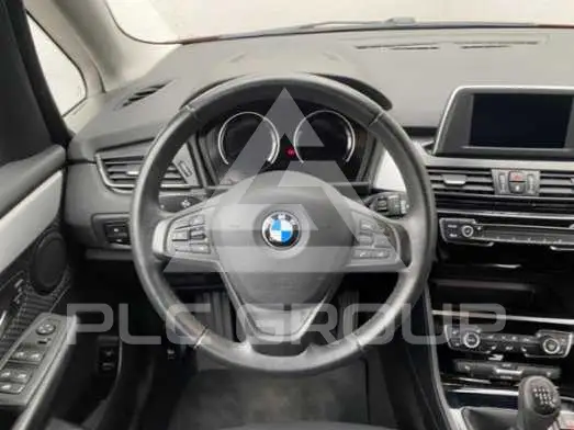2019 BMW 218
