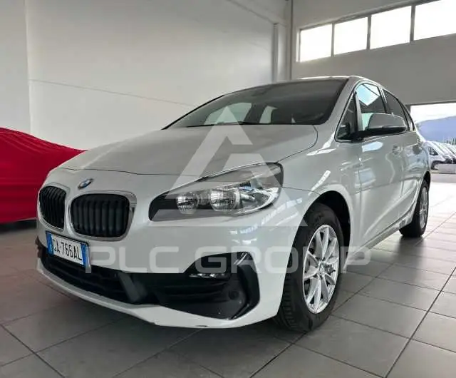 2019 BMW 218
