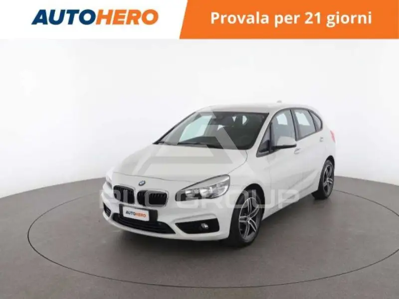 2019 BMW 218