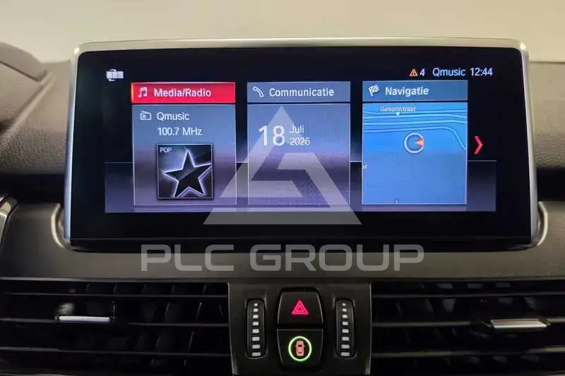 2019 BMW 218