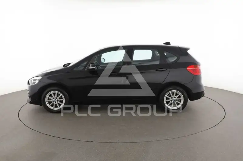 2019 BMW 218