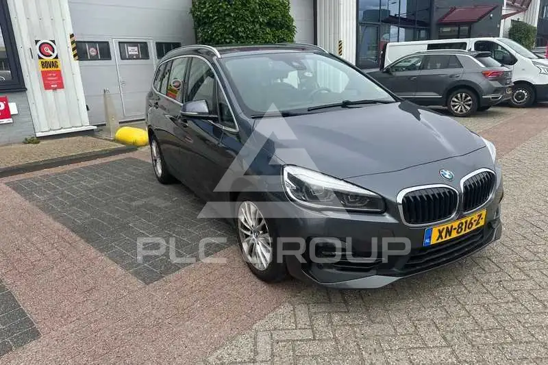 2019 BMW 218