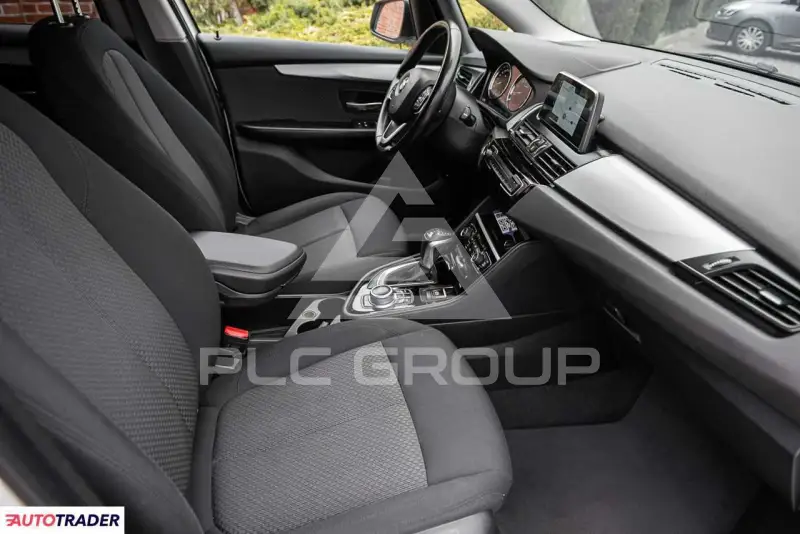 2019 BMW 218