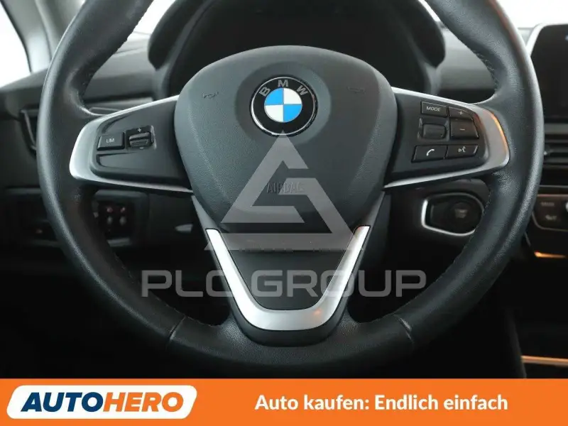 2019 BMW 218