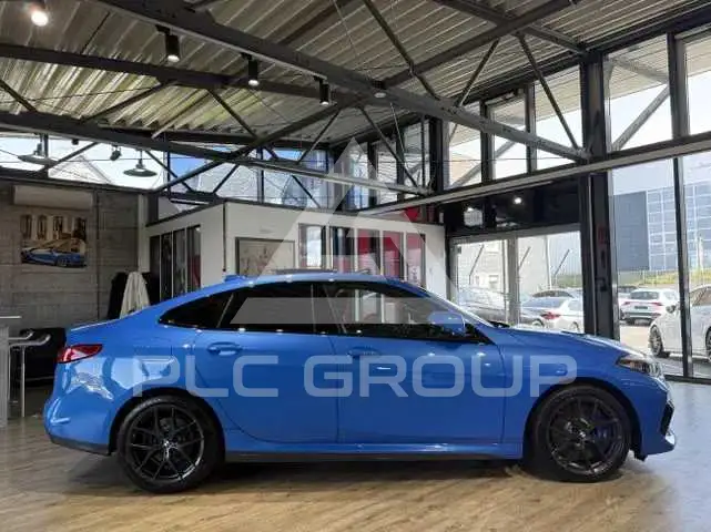 2019 BMW 218
