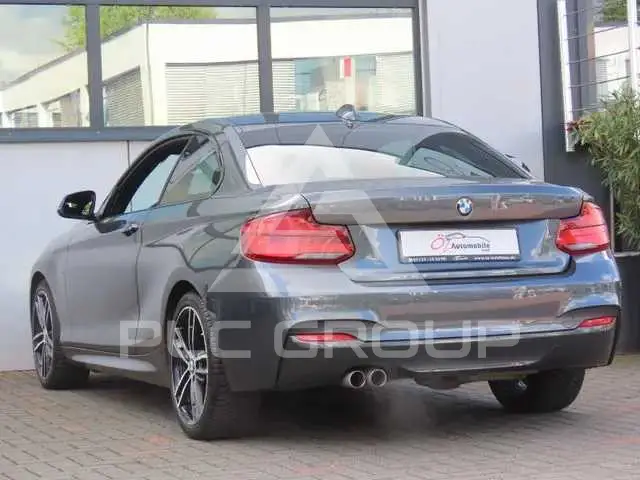 2019 BMW 218