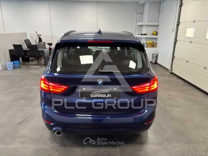 2019 BMW 218