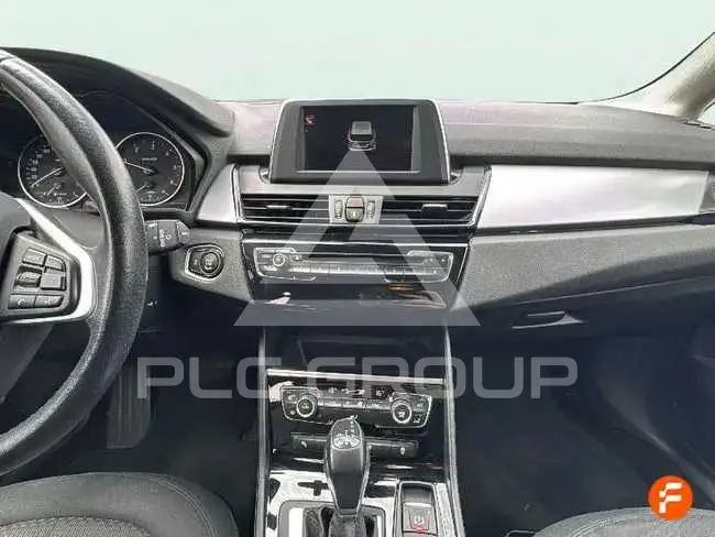 2019 BMW 218