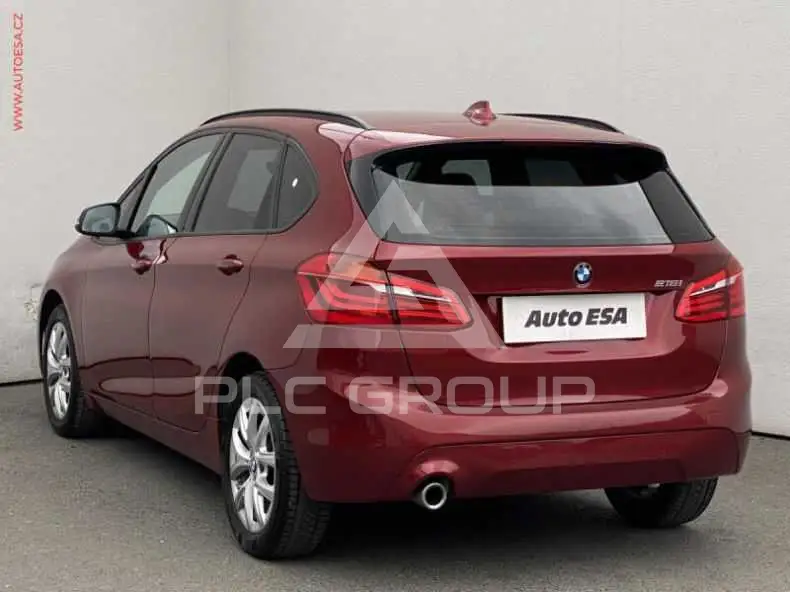 2019 BMW 218