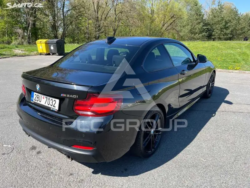 2019 BMW 218