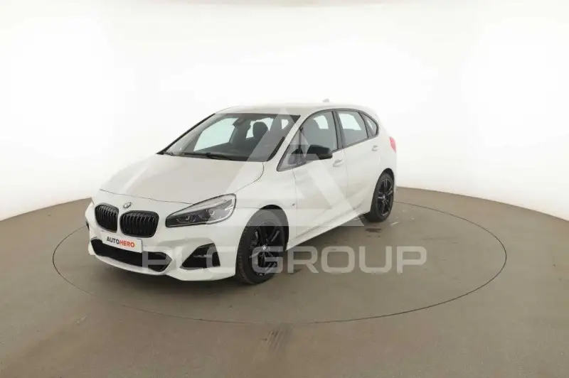 2019 BMW 218
