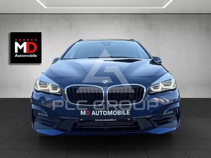 2019 BMW 218