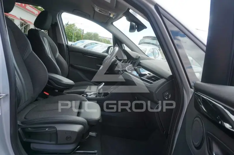 2019 BMW 218
