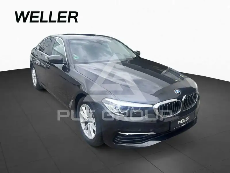 2019 BMW 523