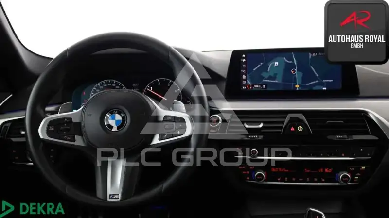 2019 BMW 523