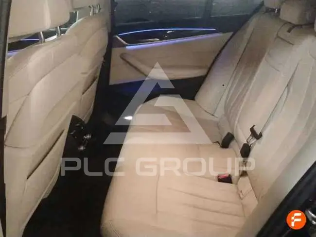 2019 BMW 523