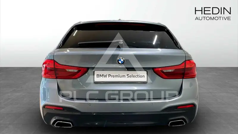 2019 BMW 523