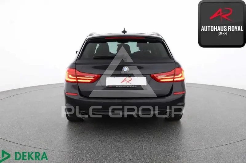 2019 BMW 523