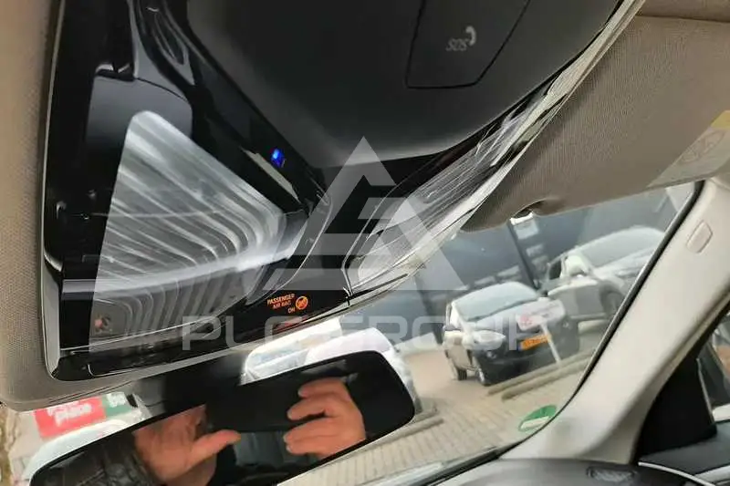 2019 BMW 523