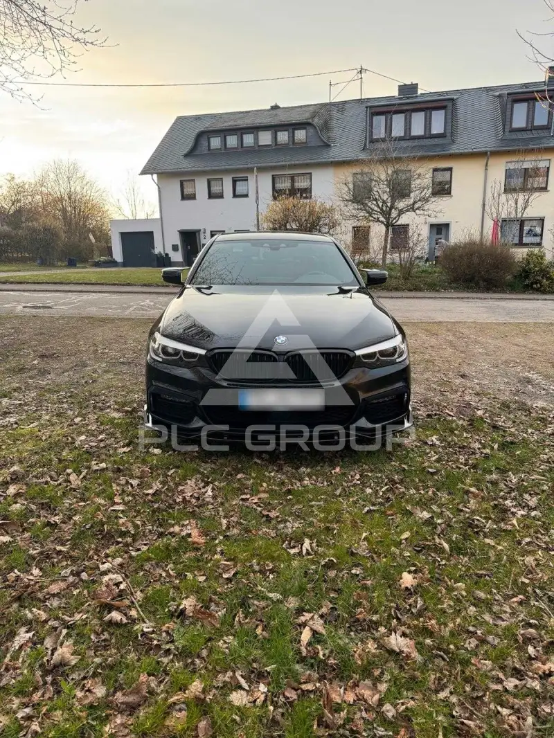 2019 BMW 523
