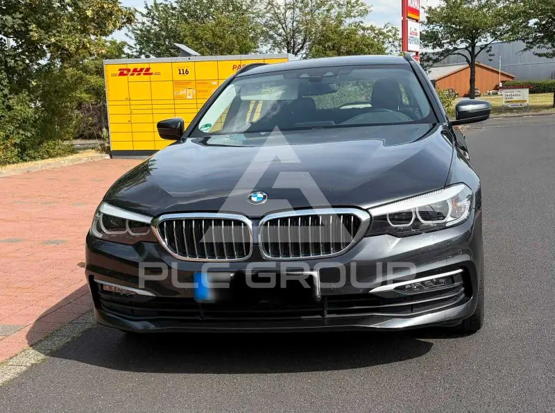 2019 BMW 523