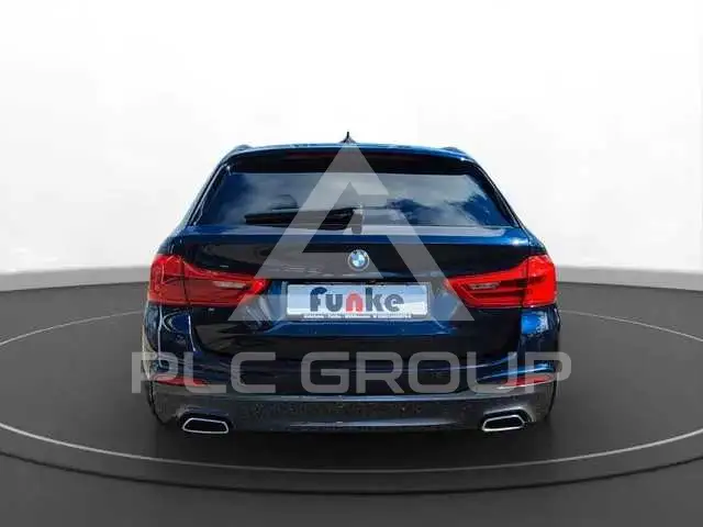 2019 BMW 523