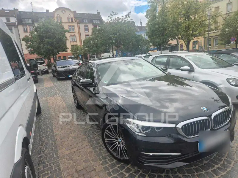 2019 BMW 523