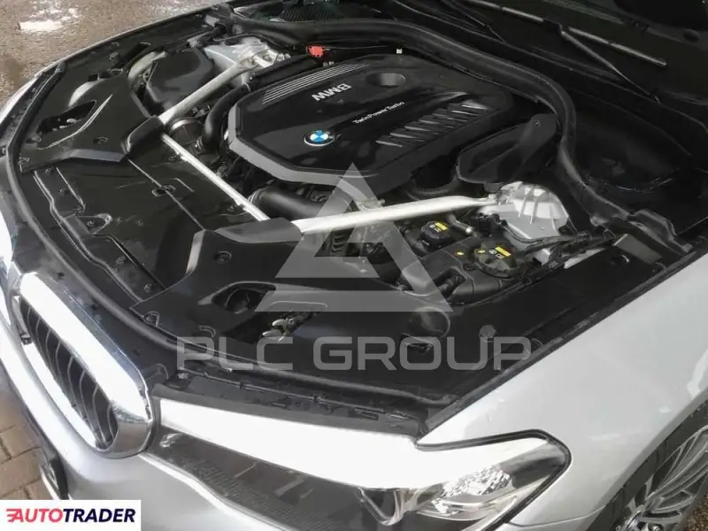 2019 BMW 523