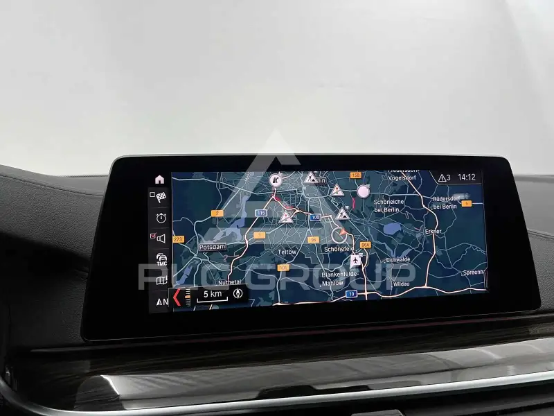 2019 BMW 523