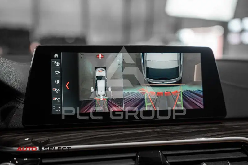 2019 BMW 523