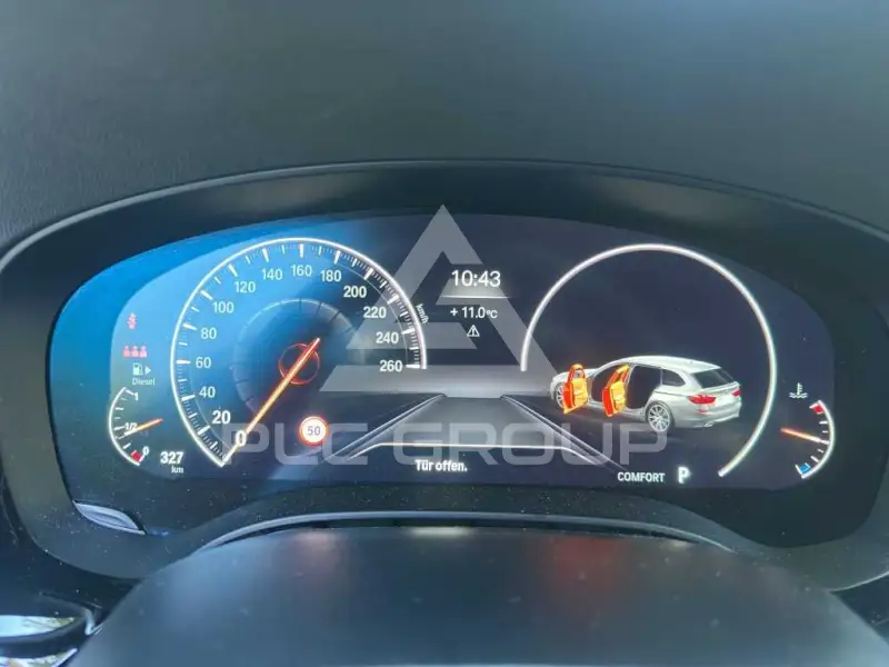 2019 BMW 523