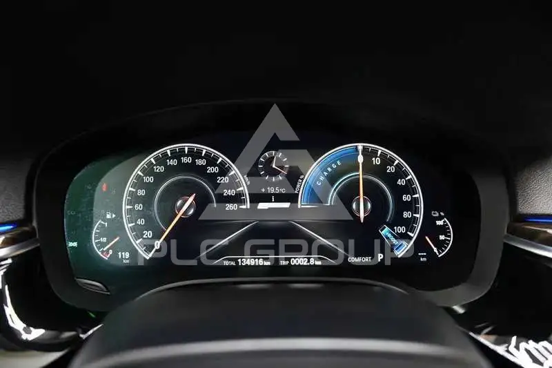 2019 BMW 523
