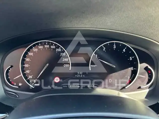 2019 BMW 523