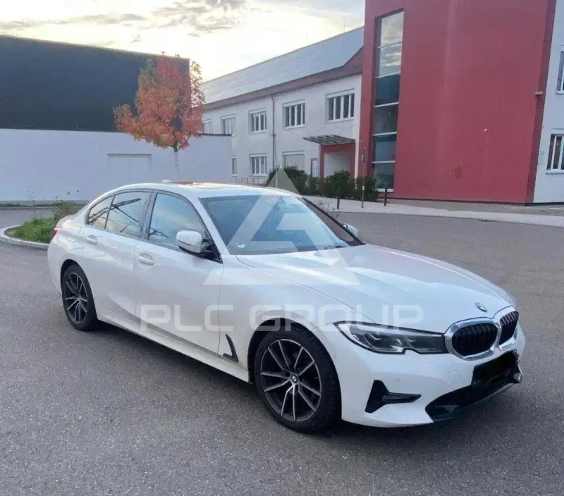 2019 BMW 330