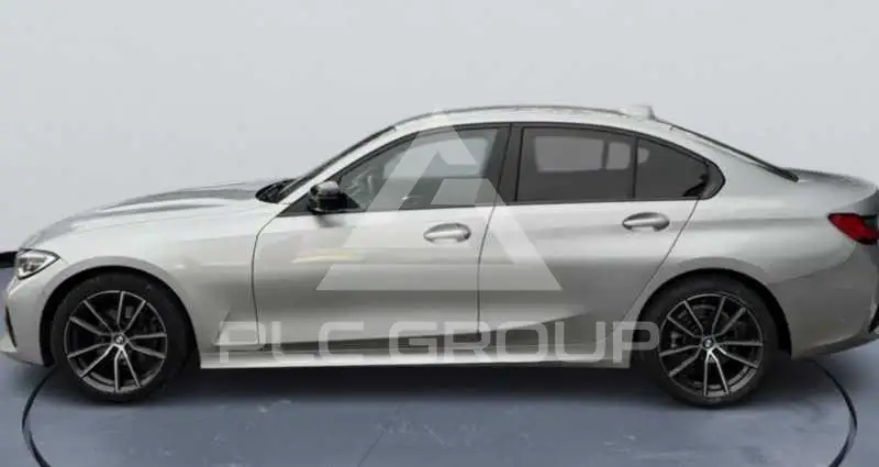 2019 BMW 330