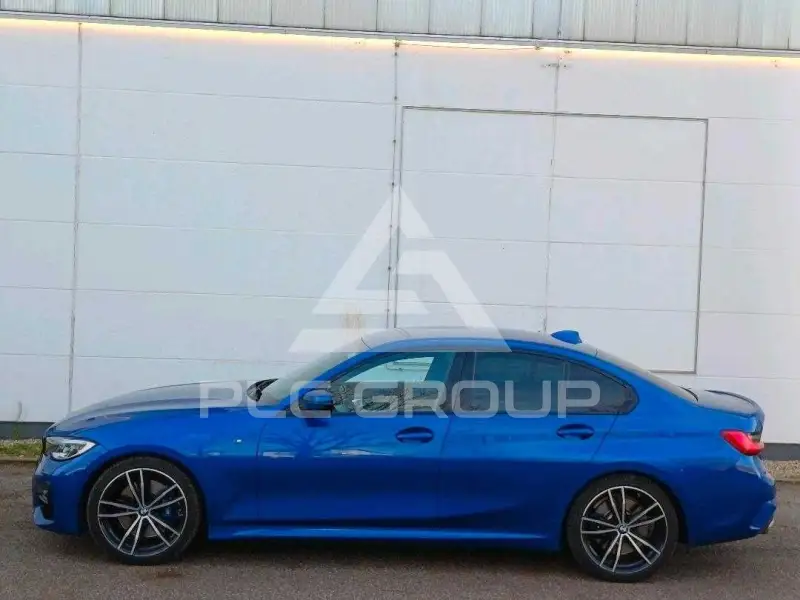 2019 BMW 330