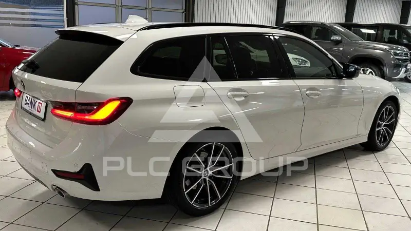 2019 BMW 330
