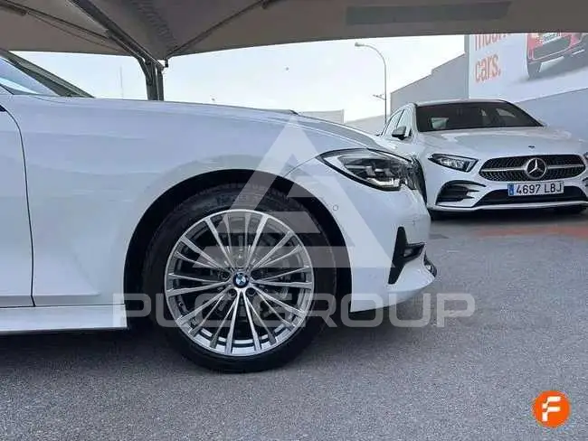 2019 BMW 330