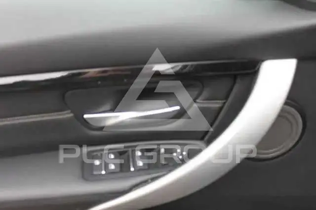 2019 BMW 330