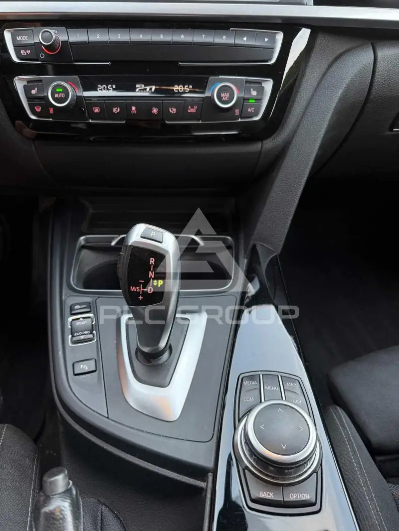 2019 BMW 330