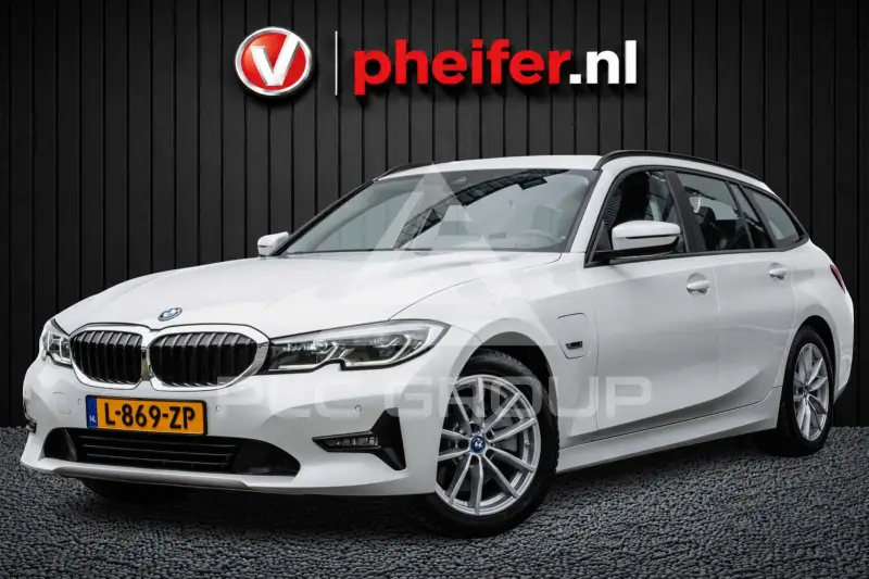 2019 BMW 330