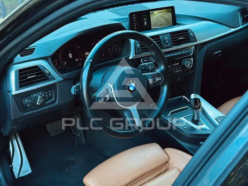 2019 BMW 330