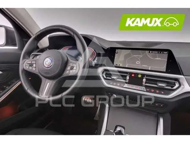 2019 BMW 330