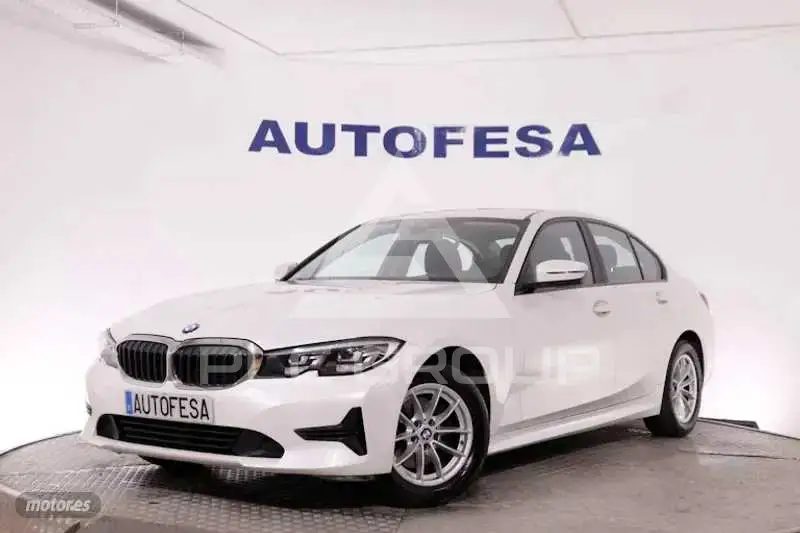 2019 BMW 330