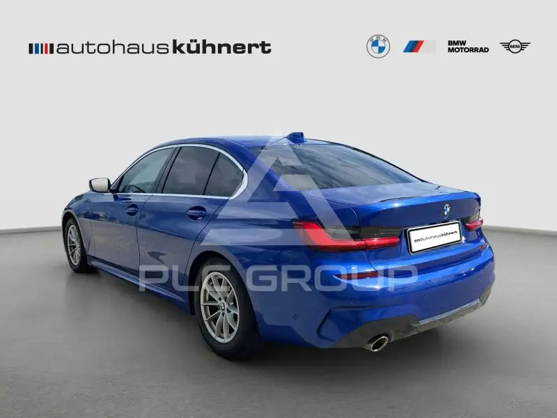 2019 BMW 330