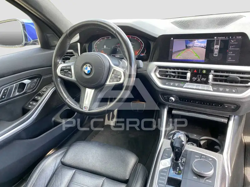 2019 BMW 330