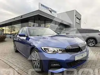 2019 BMW 330