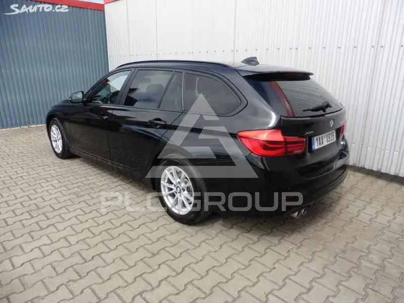 2019 BMW 330