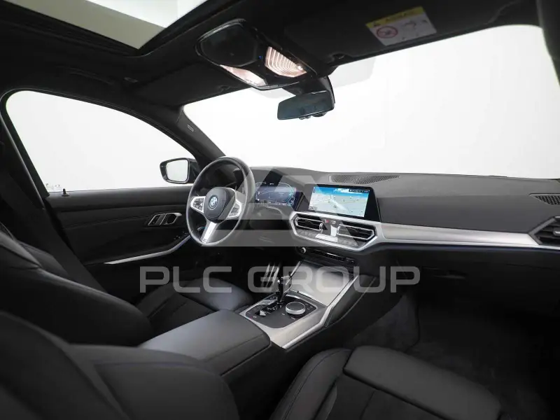 2019 BMW 330