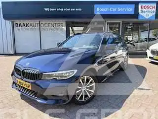 2019 BMW 330